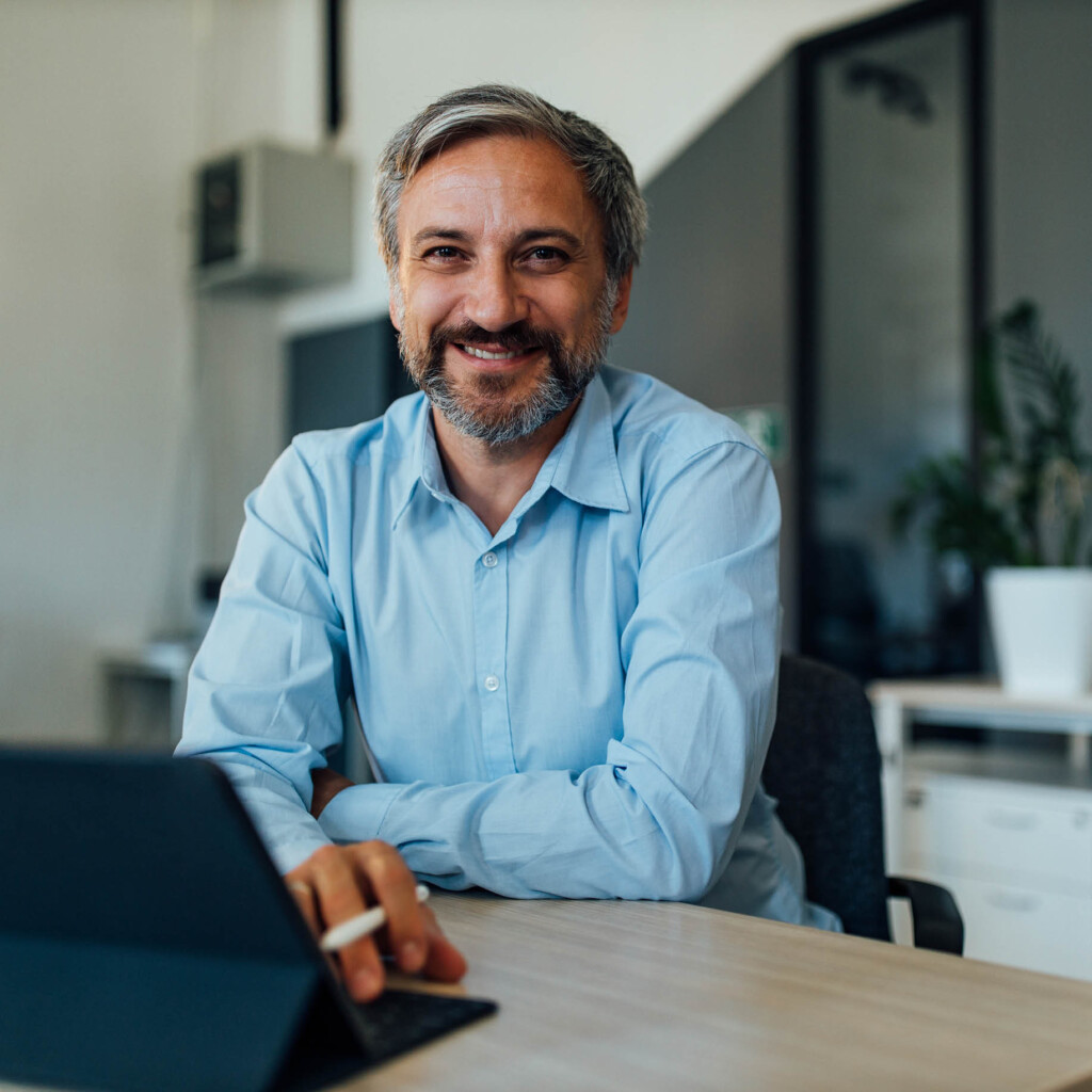 empower-pharmacy-hormone-replacement-675×400-2025 middle age man working at office